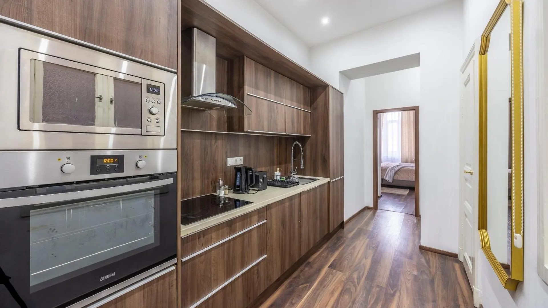 Luxurious Central Elizabeth Grand Suite W' Sauna Budapest Hungary